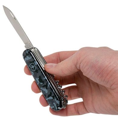 Нож швейцарский Victorinox Huntsman 1.3713.942, синий камуфляж